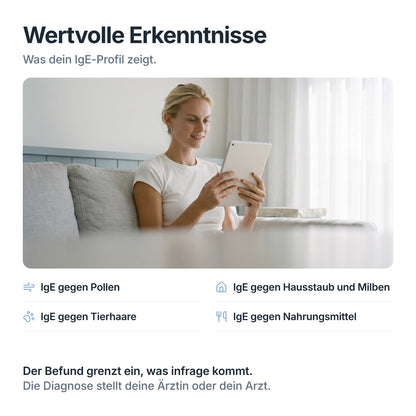 Frau liest auf dem Tablet ihre Auswertung zum AllergoCheck: IgE gegen Pollen, Hausstaub, Tierhaare, Nahrungsmittel
